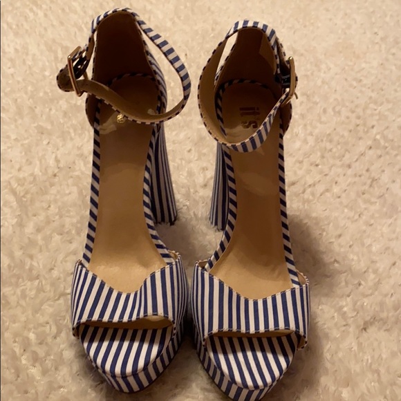 It’s High Heel Denim Striped Shoes Size 9 - Picture 3 of 8
